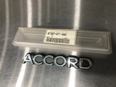 1978-1981 HONDA ACCORD Vintage NOS New 87307-671-040 Rear Emblem SUPER RARE!!! - Image 1 of 4