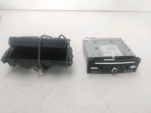 JUEGO NAVEGACIÓN PEUGEOT 5008 I (0A/0E) MPV 1.6 BlueHDi 120 (DV6FC(BHZ)) 2015 - Imagen 1 de 7