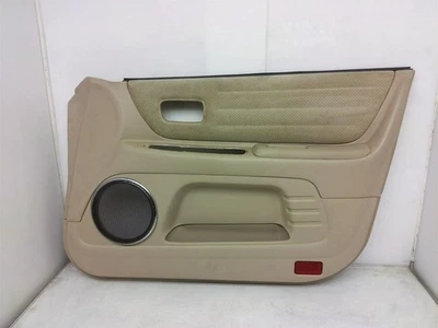 Panel de puerta interior delantero derecho Lexus Is300 2002 4 puertas 6761053120A0 marfil Foto 1 de 4