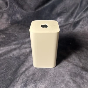 Apple AirPort Extreme Base Station Wireless Router 6th Generation A1521 - Picture 1 of 4