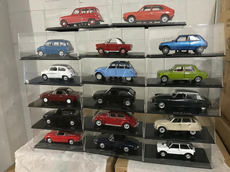 AUTO VINTAGE DELUXE COLLECTION - SCALA 1/24 - SCEGLI DAL MENU A TENDINA - Immagine 1 di 1