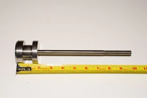 Fisher 11A5206X042 2" plug and stem new in box 1 year warranty - Picture 1 of 7