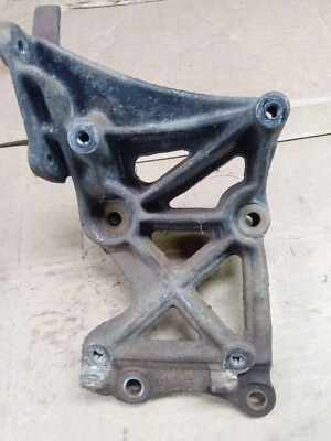 Soporte de montaje de compresor de CA Mitsubishi Eclipse 4g63 95-96 Talon Turbo Foto 1 de 4