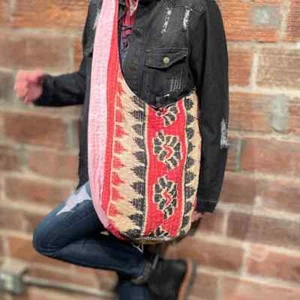 Lote al por mayor de 5 piezas de bolso de hombro vintage de algodón Kantha hecho a mano para mujer - Imagen 1 de 6