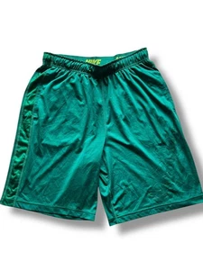 Nike Green Long Athletic Shorts Size M VGC – 10” Inseam – Same Day Ship - Picture 1 of 11