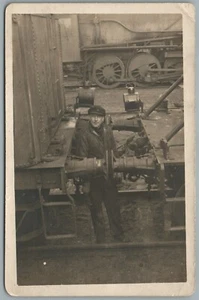 POSTAL ANTIGUA FOTO REAL DE TRABAJADOR FERROVIARIO RPPC - Imagen 1 de 2