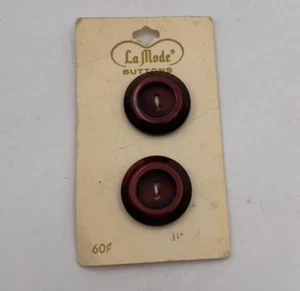 2 VTG Fashionable MCM Ireland Wine Color Buttons on Original Card New NOS 7/8" - Picture 1 of 3