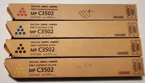 Set 4 (KCMY) Toner Originali Ricoh Savin Lanier MP C3502 Nero Magenta Giallo Ciano - Foto 1 di 3