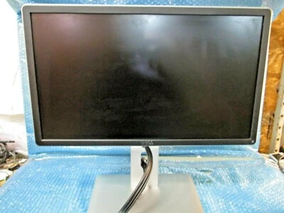 LOT OF 5 Dell P2214HB 22" 1920 x 1080 LCD Flat Panel Monitor W/Stand. - Image 1 of 4