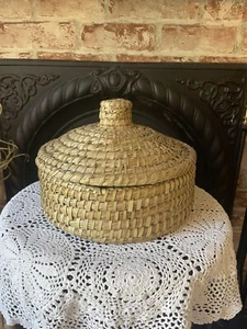 Coiled Round Lidded Basket 10-1/2” - Picture 1 of 7