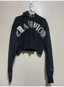 Champion Reverse Weave Cropped Hoodie Sweatshirt Old English Black Size Medium - Picture 1 of 6