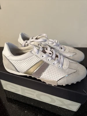 NUEVO con Caja Geox Blanco Dorado Serpiente Cuero Gamuza Tenis Mujer’s 7 Foto 1 de 4
