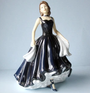 Royal Doulton Meghan Figure of Year 2020 Figurine HN5923 Midnight Blue Gown New - Picture 1 of 2
