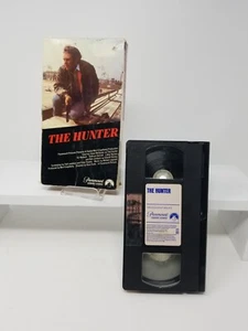 The Hunter VHS 1980 Paramount Back Waterfall Rental Sticker - Picture 1 of 4