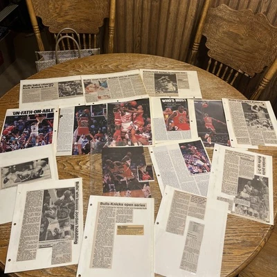 Vtg 1989 Playoffs Lot Michael Jordan Chicago Bulls Newspaper & SI Clippings - Image 1 of 4