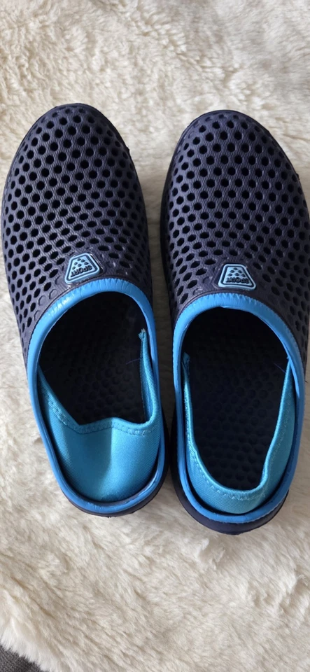 Clogs Badelatschen GR. 41 JUNGEN - Bild 1 von 4