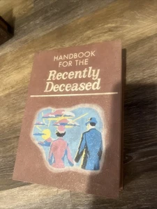 AMC Beetlejuice Handbook for the Recently Deceased Tin Popcorn Bucket Book NEW - Bild 1 von 4