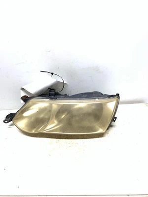 Conjunto de faros TOYOTA SOLARA izquierda 02 03 ver fotos para imperfecciones Foto 1 de 2