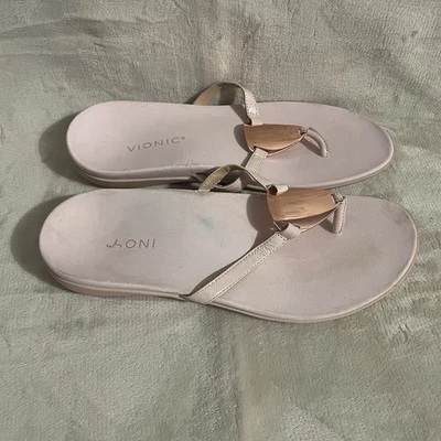 Vionic Womens Raysa Sandals Size 9.5W Pink Flip Flops Medallion Comfort Slip On - Image 1 of 4