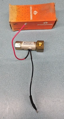 International 1692761C91 Solenoid Valve (Genuine OEM) - Image 1 of 4