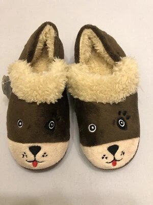 Тапочки Wonder Nation для мальчиков ясельного возраста коричневые - Изображение 1 из 4