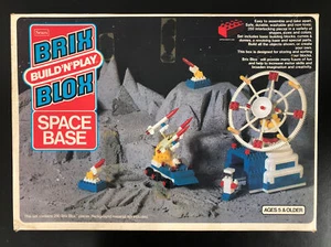 Vintage 70’s-80’s Sears Brix Build N Play Blox Space Base - Picture 1 of 9