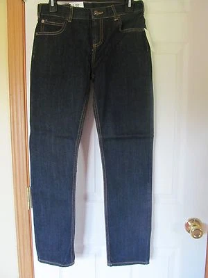 NUEVO CON ETIQUETAS ZAPATOS DC Niños JEANS CÓNICOS, Azul Oscuro Lavado, Talla 16/28" Cintura Precio de venta sugerido por el fabricante $35 Foto 1 de 4