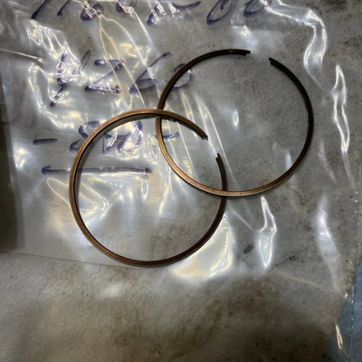 Nuevos anillos de pistón Yamaha diámetro estándar 1980-83 YZ60 4V0-11601-00-00 G2 Foto 1 de 3