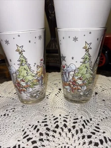 DISNEY Winnie the Pooh Eeyore Piglet Tigger Christmas Glasses/Tumblers—Set Of 2 - Picture 1 of 12