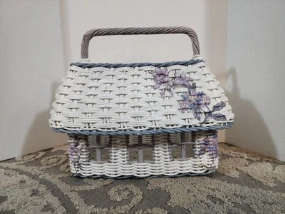 复古柳条篮子带应用花卉屋形状复活节异想天开 14x13x10 — 第 1/4 张图片