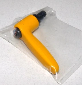 MISUMI CLDM6-12-Y MINIATURA ABRAZADERA PALANCA ROSCADA AMARILLO NUEVO - Imagen 1 de 1