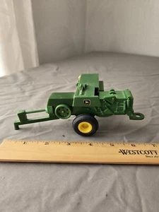 ERTL John Deere Hay Baler Toy - Picture 1 of 7