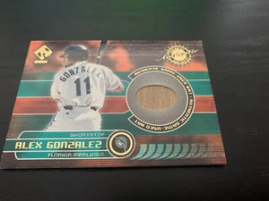 Alex Gonzalez ~ 2001 Pacific Private Stock ~ Game-Used Gear (bat) ~ #76 - Picture 1 of 2