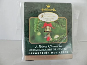 2000 Hallmark Keepsake Membership Miniature Ornament  A Friend Chimes In Mouse - Picture 1 of 1