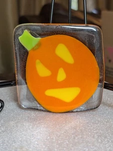 Vintage 1980s Fused Glass Pumpkin Jack O Lantern Glass Trinket Dish 4" X 4" - Picture 1 of 7