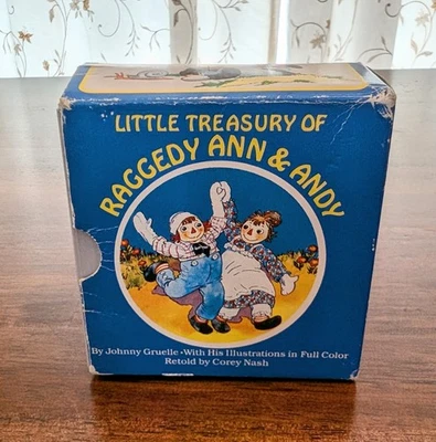 1984  Little Treasury of Raggedy Ann & Andy 6 Books Boxed Set Vintage Children - Image 1 of 4