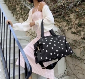 Alice + Olivia - Floral Duffel Shoulder Bag FabFitFun Daisy Print Black - Neu mit Etikett - Bild 1 von 3