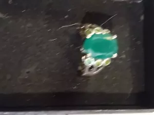 Stirling Silver And Green Stone Ring - Picture 1 of 3