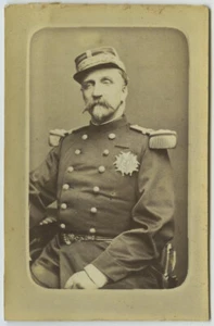 CDV E. Appert. Henri d'Orléans, duc d'Aumale, en uniforme militaire. - Afbeelding 1 van 2
