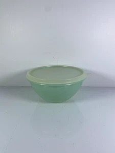 Tupperware Light Blue Wonderlier Bowl #234-7 With Lid Vintage Kitchenware - Picture 1 of 4