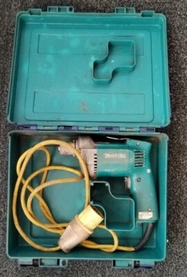 Makita 6802BV TEK Drywall Screwgun: 110V  - Image 1 of 4