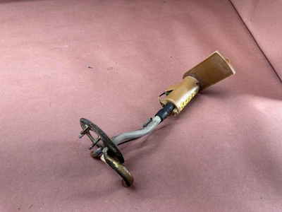 Dispositivo de succión de bomba de combustible BMW E28 528e 535I E24 M6 635CSI 2,7 L M20 OEM #86160 Foto 1 de 4