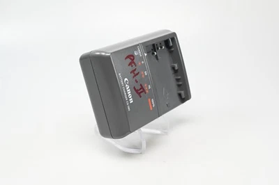 Cargador de batería Canon CG-580 #G713 Foto 1 de 4