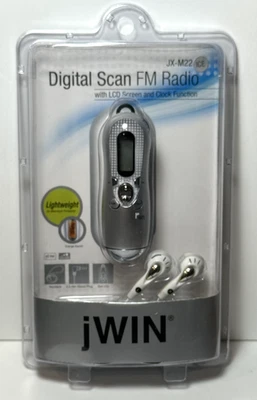 RADIO FM PORTÁTIL JWIN JX-M22 - CON CLIP PARA CINTURÓN Y AURICULARES - NUEVO - COLOR PLATA Foto 1 de 4