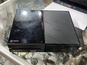 MICROSOFT XBOX ONE CONSOLE IN BLACK 500 GB MODEL 1540  - REPLACEMENT CONSOLE ! - Picture 1 of 16