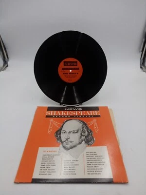 BOXDG57 William Shakespeare - Living shakespeare: Romeo and Juliet - Image 1 of 4