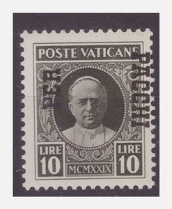 VATICANO - 1931 PACCHI LIRE 10 - SOPRASTAMPA SPOSTATA NUOVO ** MNH - Foto 1 di 2