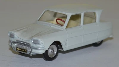 CITROEN AMI 6 / SOLIDO MODELS 1/43 / FRANCE / Off White - Light Blue -Very Nice - Image 1 of 4