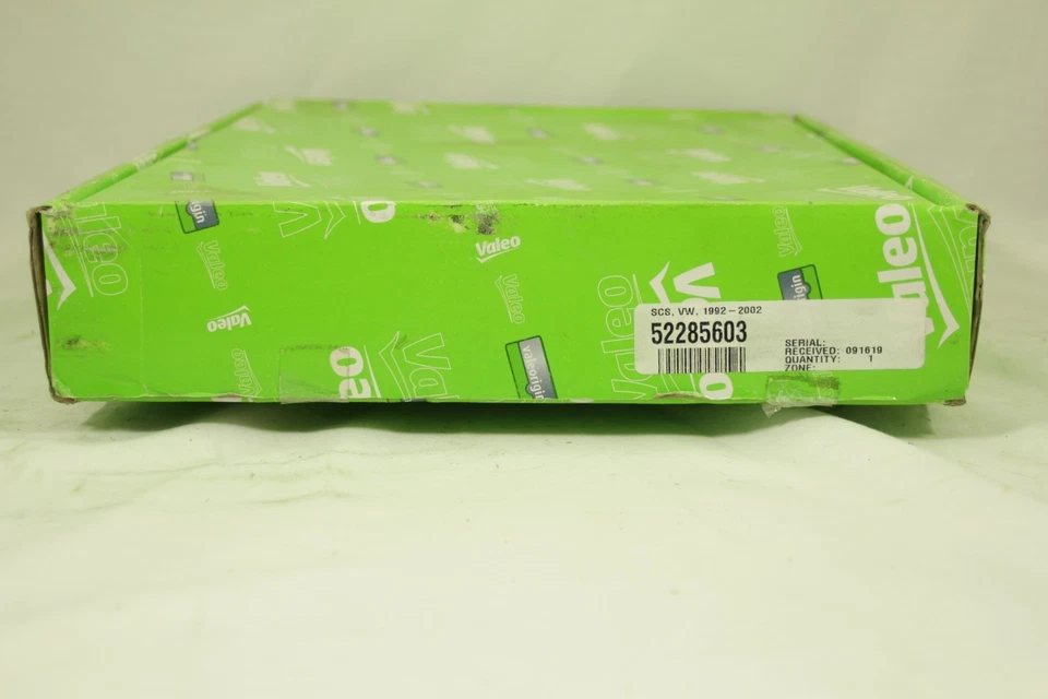 Kit de embrague Valeo 52285603 para 1992-2002 VW Golf, Jetta, Passat, Corrado Foto 1 de 2