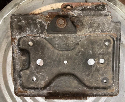 03 gmc yukon battery tray with hold down  - Image 1 of 4